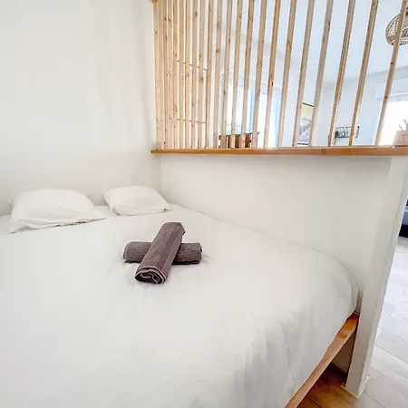 Avec Terrasse Et Parking A Saint-raphael Saint-Raphaël