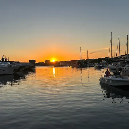 Daire Confort 4p, Clim, Plages Et Parking, 4e Sans Ascenseur